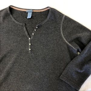 SALE 4/$20: Classic Elements crew w/ bling buttons